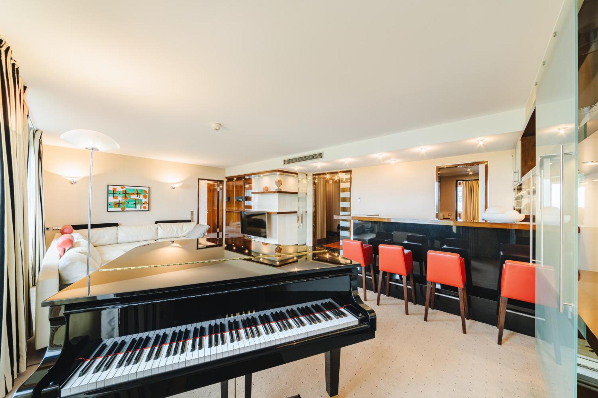 Hotel Pullman Berlin Schweizerhof Zewnętrze zdjęcie The piano room