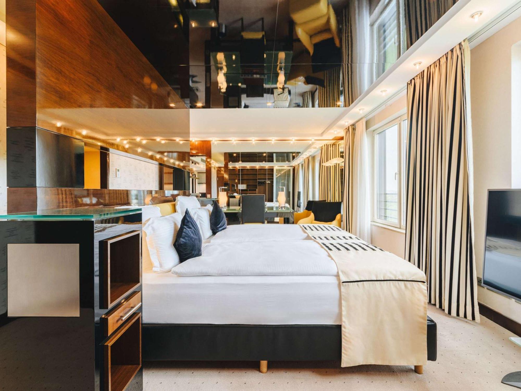 Hotel Pullman Berlin Schweizerhof Zewnętrze zdjęcie